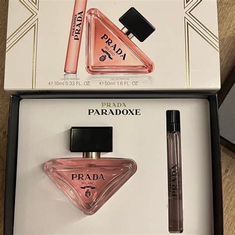 prada paradoxe trousse